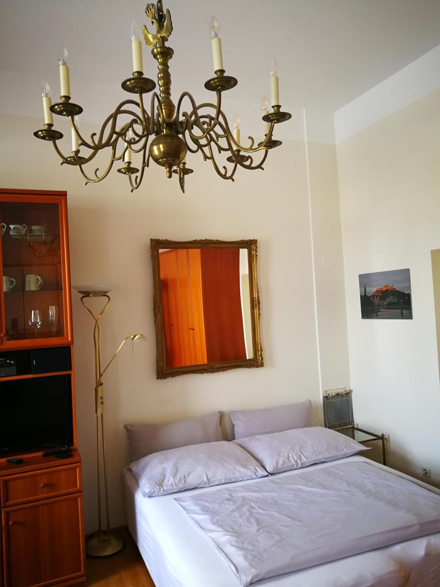 Garconniere Im Ehemaligen Hotel Austria กมุนเดน ภายนอก รูปภาพ