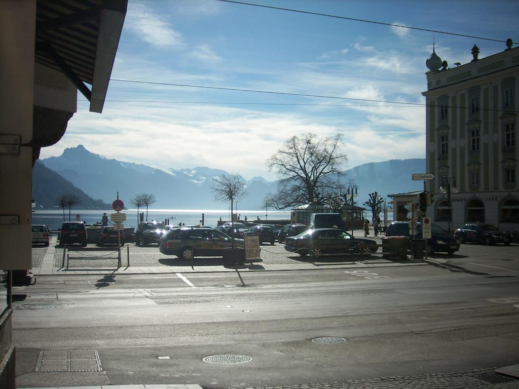 Garconniere Im Ehemaligen Hotel Austria กมุนเดน ภายนอก รูปภาพ
