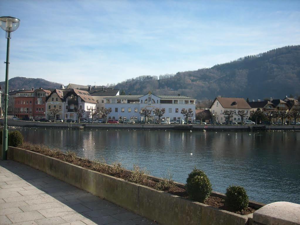 Garconniere Im Ehemaligen Hotel Austria กมุนเดน ภายนอก รูปภาพ
